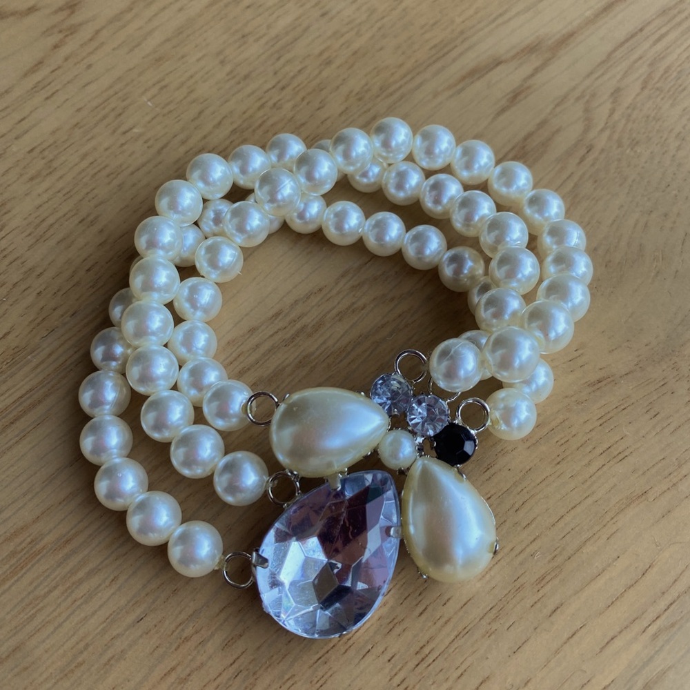 Pearl Crystal Bracelet Boho Bridal